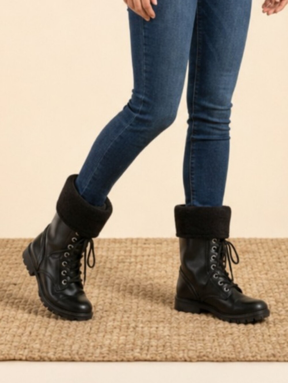 NWOT BOGS Zoe Mid-calf Rain Boots Black 6 NEW